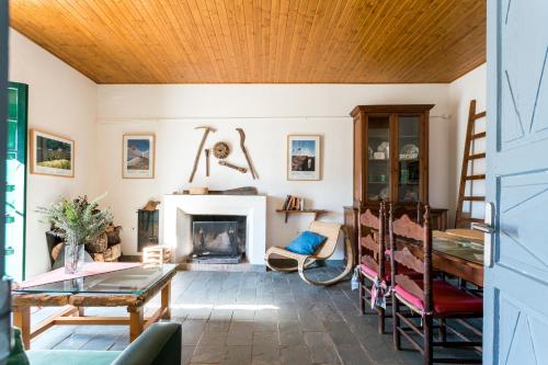 Casa del Ingeniero ,4 Hab 8 Pers Alberca, barbacoa in 格拉納多