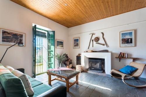Casa del Ingeniero ,4 Hab 8 Pers Alberca, barbacoa in 格拉納多
