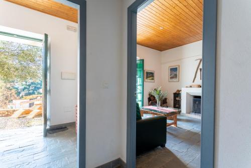 Casa del Ingeniero ,4 Hab 8 Pers Alberca, barbacoa in 格拉納多