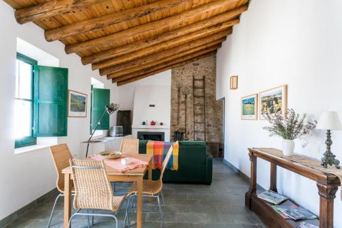 Casa del Ingeniero ,4 Hab 8 Pers Alberca, barbacoa in 格拉納多