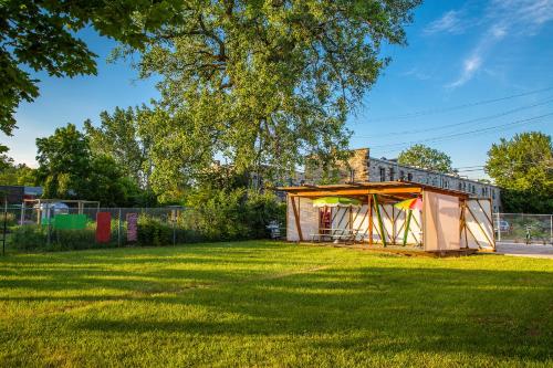 Hostel Detroit near Detroit Művészeti Intézet
