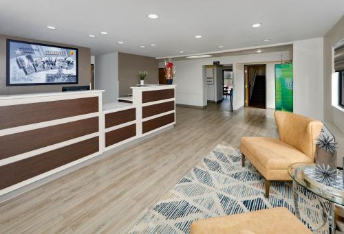 ล็อบบี้, ซูเปอร์ 8 บาย วินด์แฮม วาซาฮาชี เท็กซัส (Super 8 By Wyndham Waxahachie Tx) in วาซาฮาชี (TX)