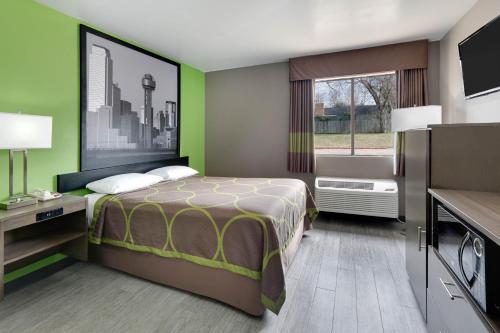 ซูเปอร์ 8 บาย วินด์แฮม วาซาฮาชี เท็กซัส (Super 8 By Wyndham Waxahachie Tx) in วาซาฮาชี (TX)