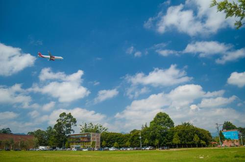 Hotel Llanogrande Airport