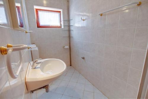  Apartment in Mali Losinj 14826 in Mali Lošinj