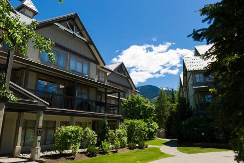 Northstar at Stoney Creek by Whiski Jack in Whistler, Canada