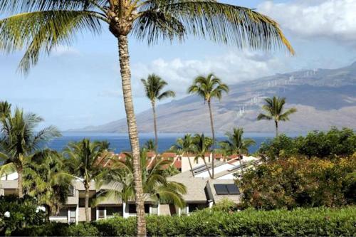 Maui Kamaole Suites by Condominium Rentals Hawaii Wailea (HI)