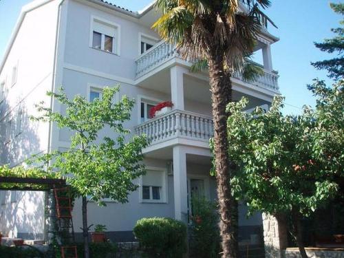  Apartments in Icici /Optaija Riviera 15581 in Ičići