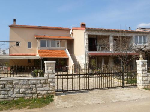  Apartment in Fazana/Istrien 33818, Pension in Fažana