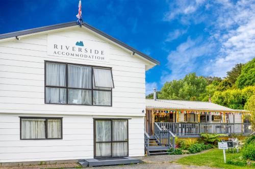 A szálláshely kívülről, Riverside Accommodation in Waihi