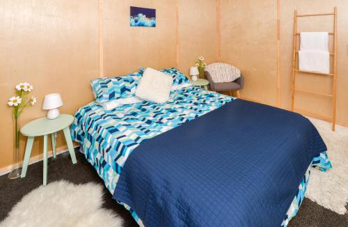 1 double bed