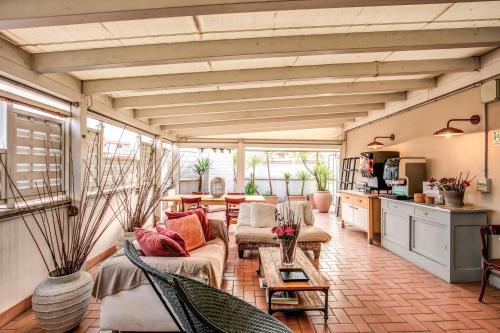 City Guest House - image 2