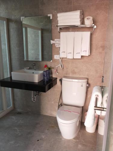 垦丁玹玹映月渡假旅店 (白沙湾 猫鼻头) 垦丁玹玹映月渡假旅店 (白沙湾 猫鼻头)