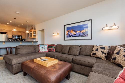 Juniper Springs Lodge # 203 Mammoth Lakes (CA)