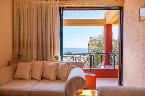  Boundos House in Barbati