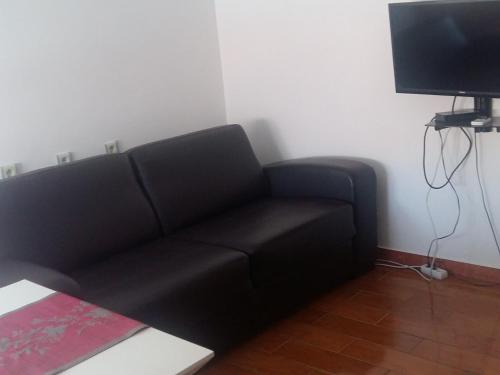 Lazar Apartments - image 14