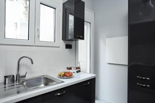 Charming Studio Apartment - image 12
