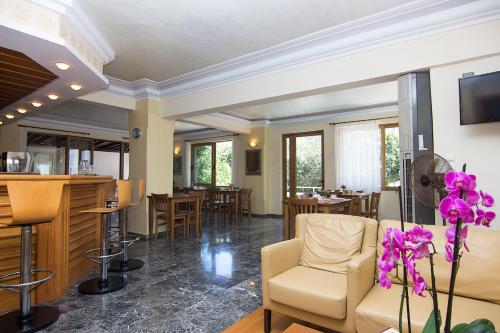 HOTEL STOUPA 2
