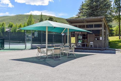 Bluff 4016 - image 2