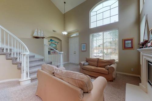 Linmar Luxury - image 10