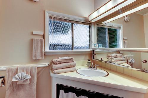 Rockaway Water View