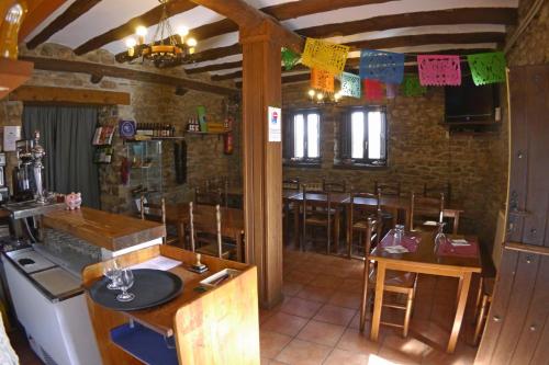 Albergue Restaurante de Artieda