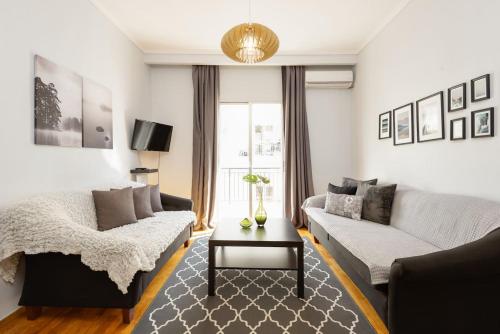  Upscale and Spacious 3BR Home in Thessaloniki