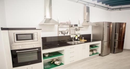 Vivian's Guest House - image 2