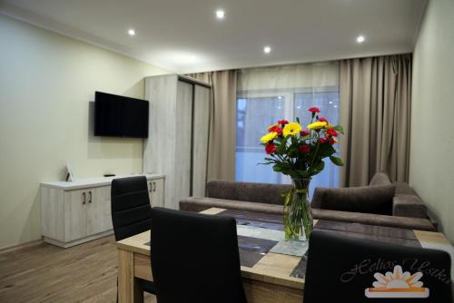 One-Bedroom Apartment image 10