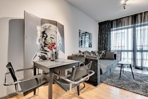 B&B Gdingen - Dom & House - Apartments Baltiq Plaza - Bed and Breakfast Gdingen
