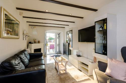 Holiday Home Avantgarde Dubrovnik 