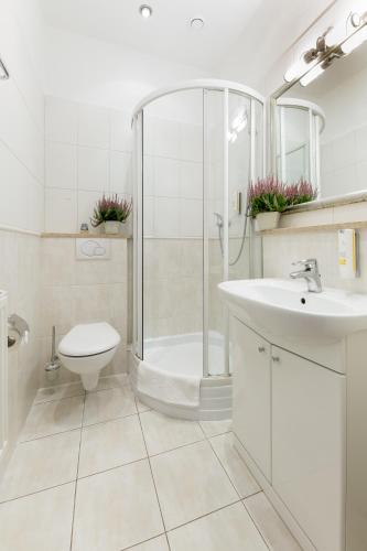 Double Room image 2