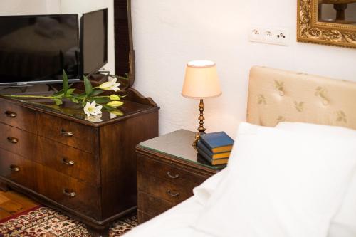 Double Room image 5