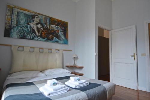 House and the City - Colosseum Apartments - image 7