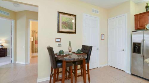 Chantilly Villa - image 3