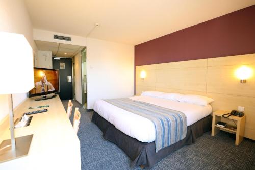 room detail thumbnail 0