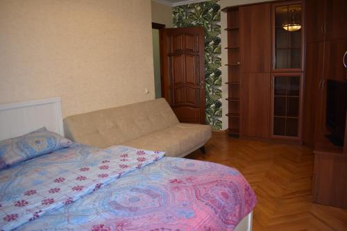 Rusakovskaya 27 - main image