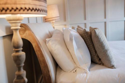 The White Swan Hotel - image 2