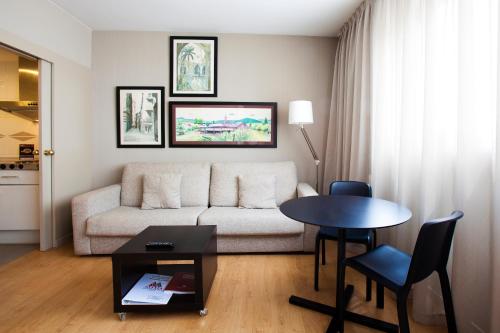 Aparthotel Atenea Barcelona - image 6