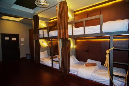 Aha Lanta Cozy Hostel in Koh Lanta