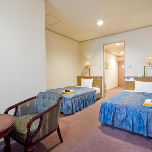 Hotel Tsubakikan Honkan Located in Matsuyama City Center, Hotel Tsubakikan Honkan is a perfect starting point from which to explore Matsuyama. Featuring a satisfying list of amenities, guests will find their stay at the prop
