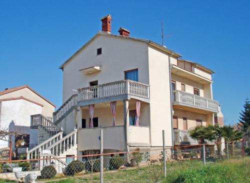  Apartment Fazana 5, Pension in Štinjan