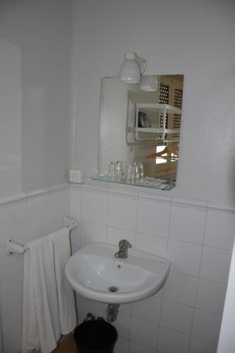 Pensión Moratin - image 5