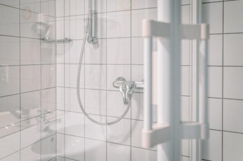 Hotel Sonne Garni - image 12