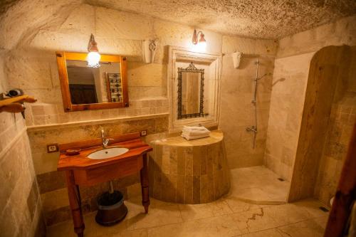 Koza Cave Hotel - image 12