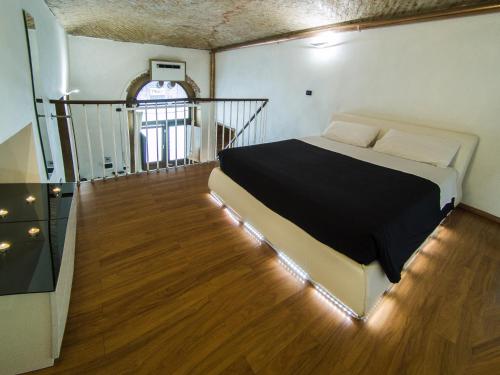 IDEAL LOFT IN CENTRO TORINO, Alpes-Maritimes