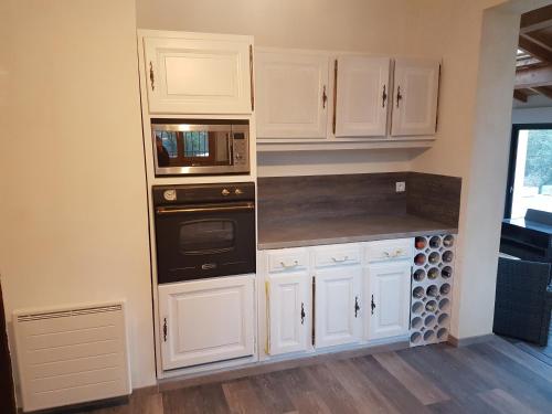 Kitchen, La Casita villa climatisee avec piscine pres d'Uzes in Lussan