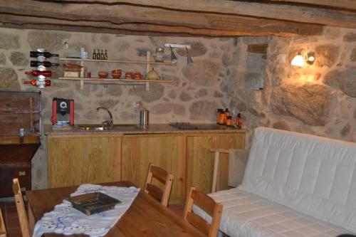 Penedino Mountain Cottage in Guimaraes Városközpont