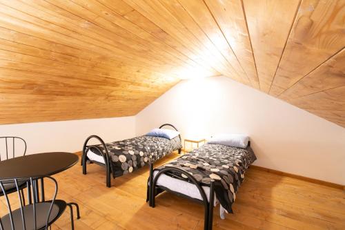 Apartment - Split Level