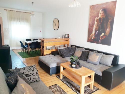 2 twin beds, 2 sofa beds